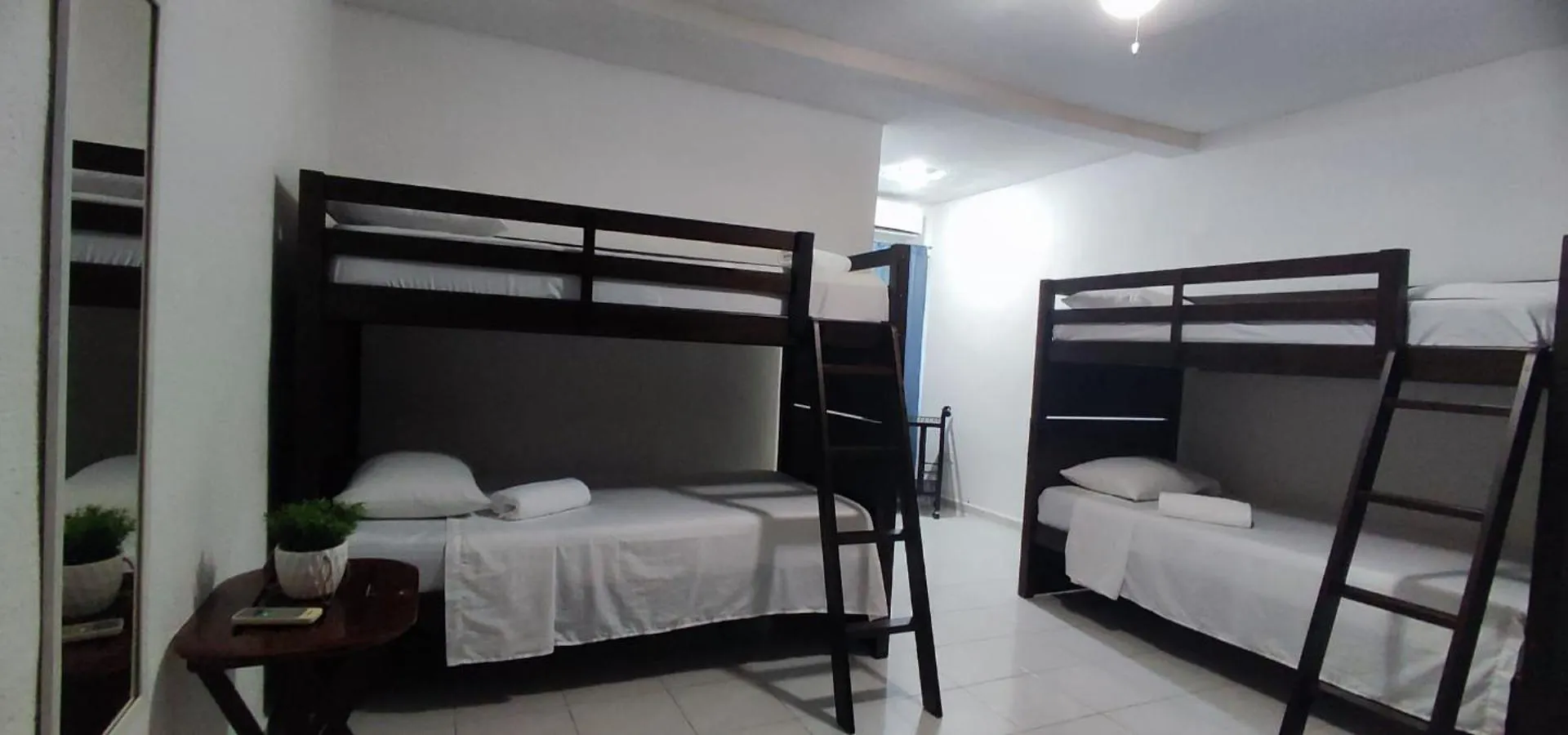 Cozy Apartment Close To The Beach 칸쿤 0*,